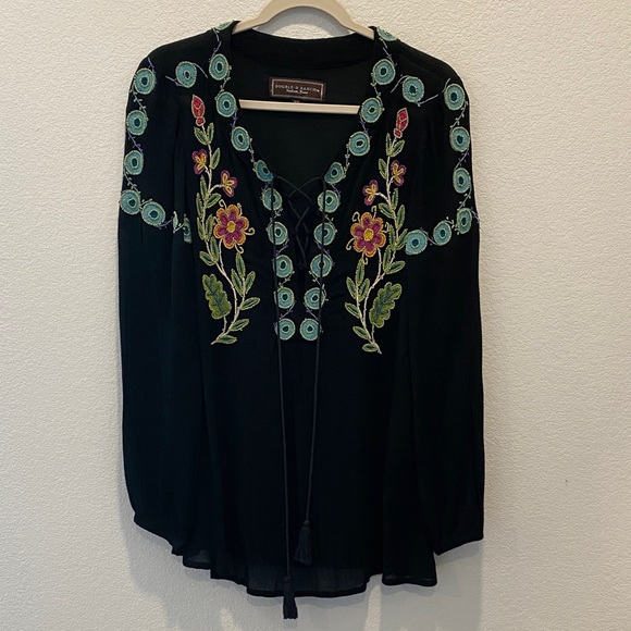 Double D Rqnch | Beaded boho blouse - Picture 2 of 6